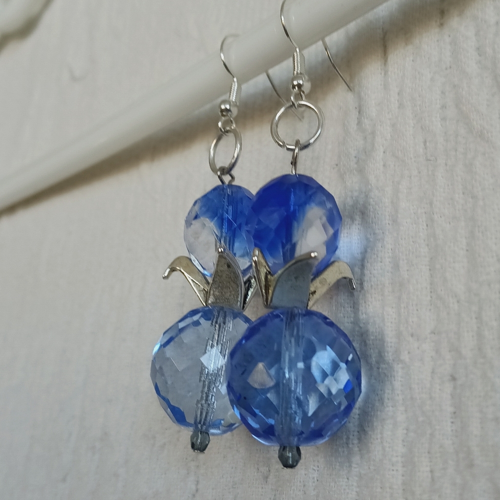 Hand Crafted Origami Cranes On Sparkling Blue Water Crystals Maximalist Silver - Picture 6 of 7